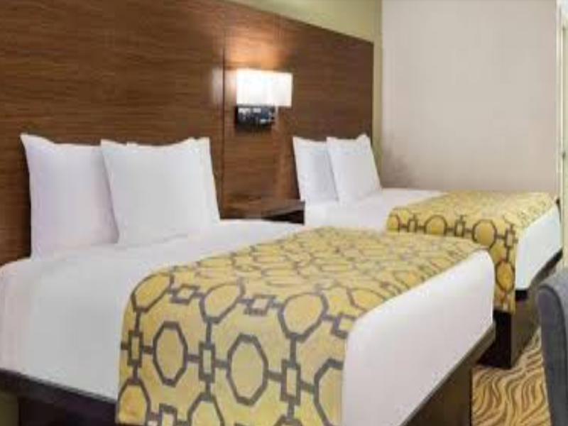 Baymont By Wyndham Lexington image