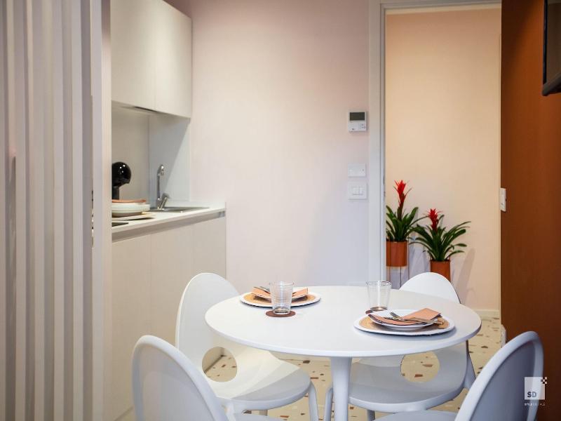The Lady C High Apartments image