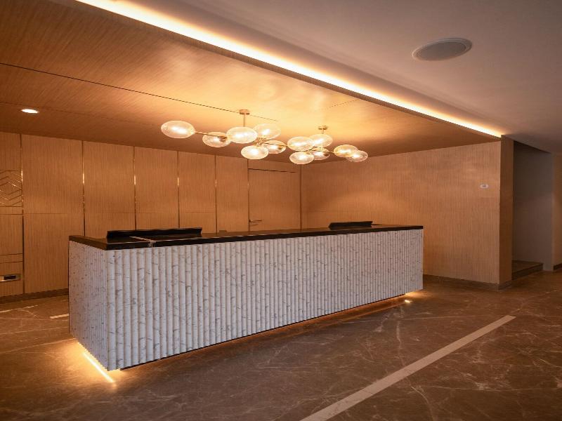 Golden Tulip Bhopal