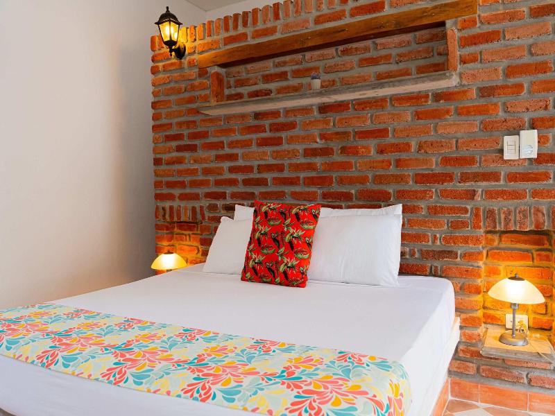 Hotel Puerto Pelicano image
