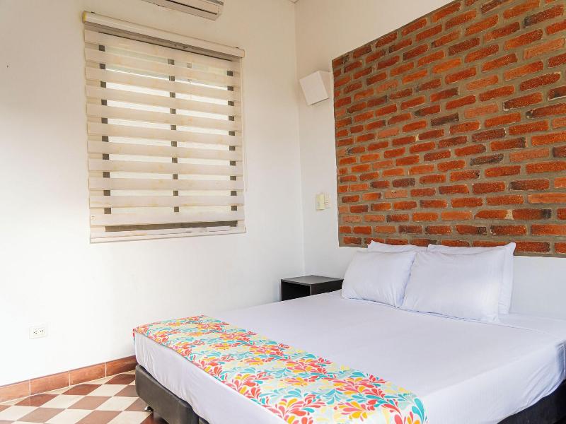Hotel Puerto Pelicano image