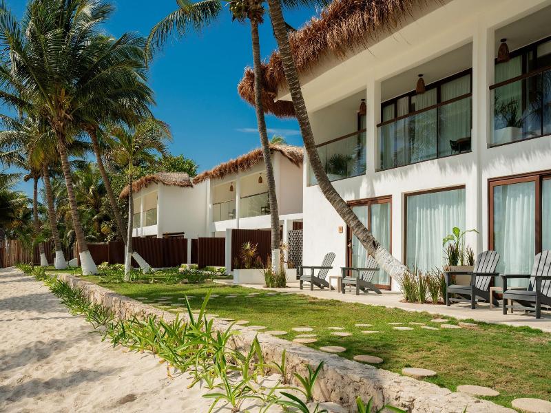 The Beachfront By The Fives 2