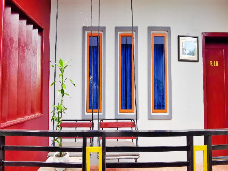 Samnak Lounge image