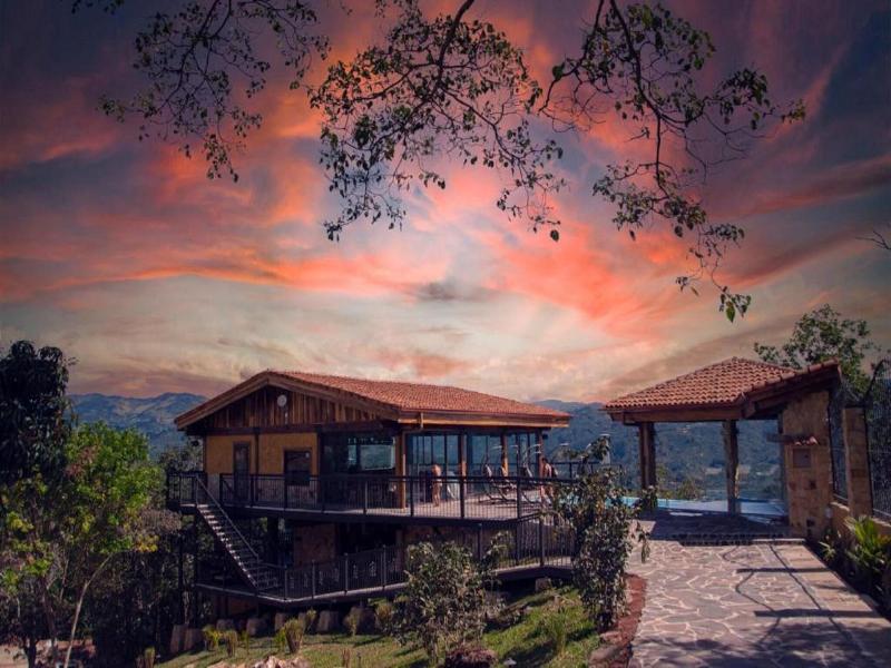 Hotel Pico Colorado image