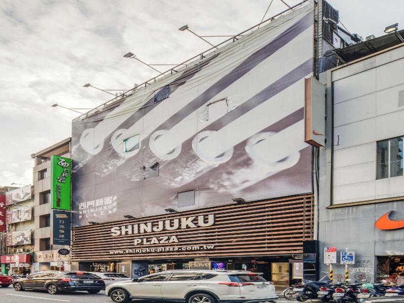 Fun Stay Inn Ximen image
