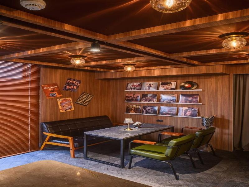 Fun Stay Inn Ximen image