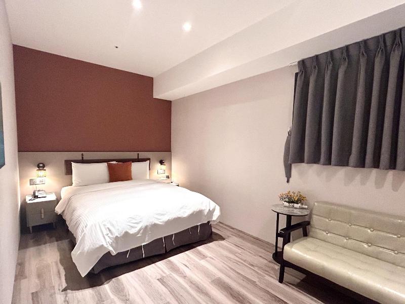 Fun Stay Inn Ximen image