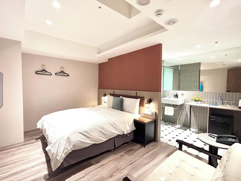 Fun Stay Inn Ximen image