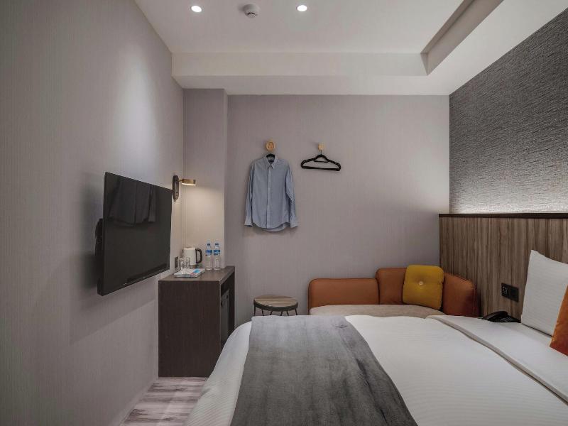 Fun Stay Inn Ximen image