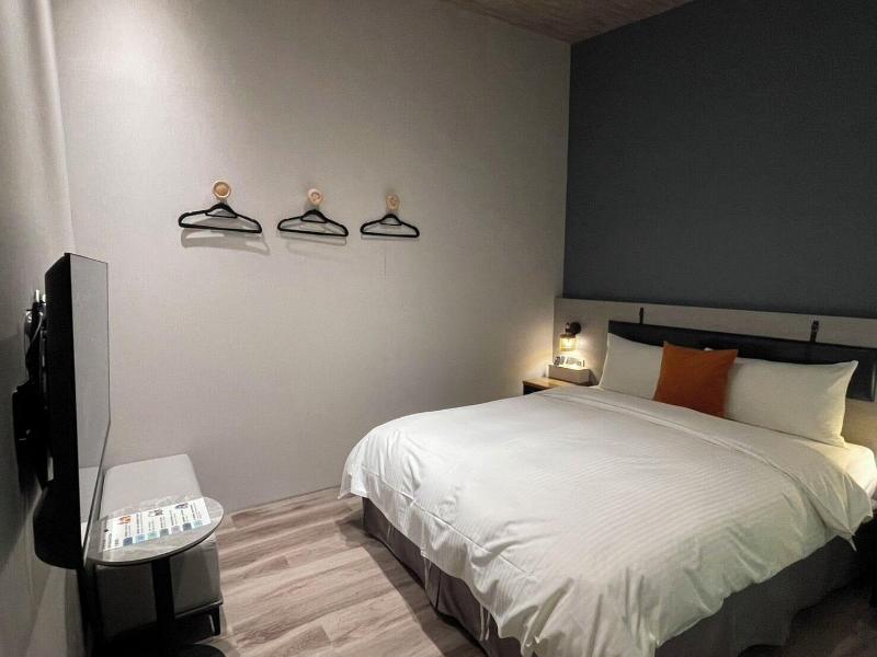 Fun Stay Inn Ximen image