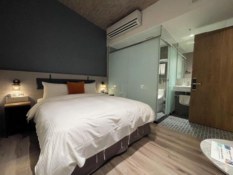 Fun Stay Inn Ximen image