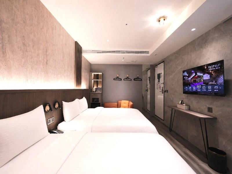 Fun Stay Inn Ximen image