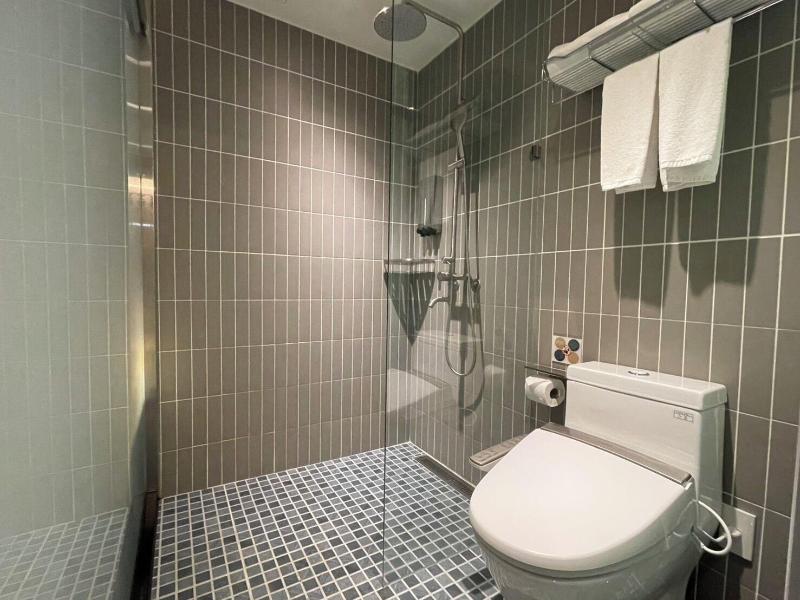 Fun Stay Inn Ximen image