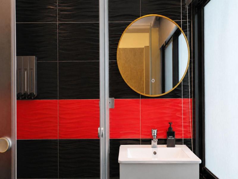 Fun Stay Inn Ximen image