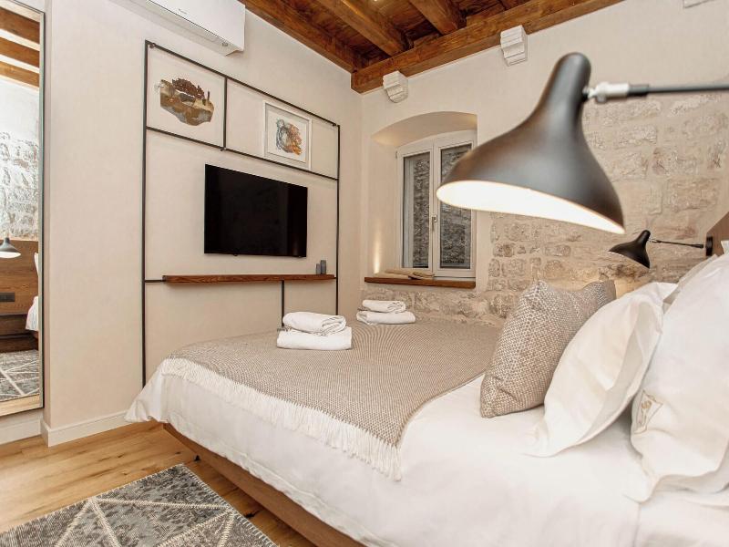 Villa Porta Maestra image