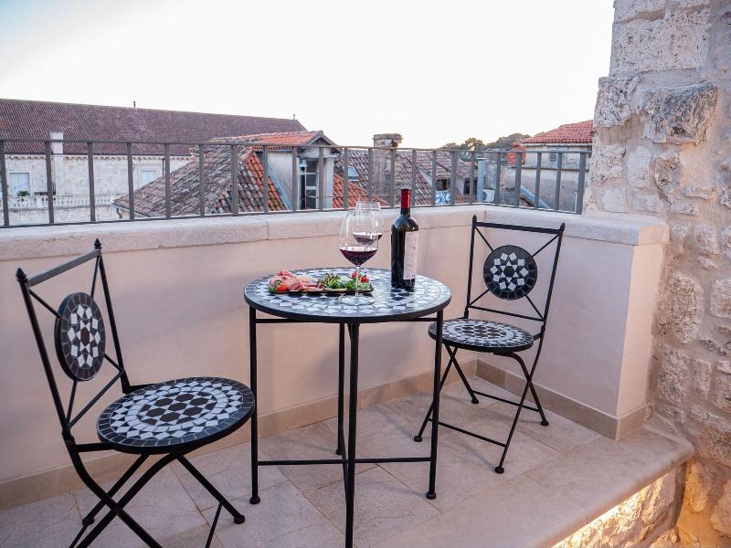 Villa Porta Maestra image