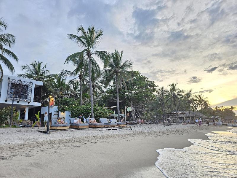 Makao Beach Hotel image