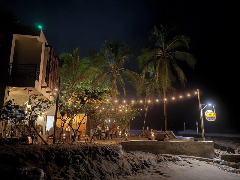 Makao Beach Hotel image