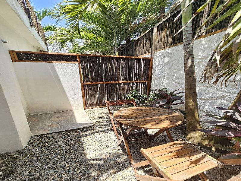 Makao Beach Hotel image