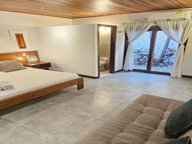 Makao Beach Hotel image