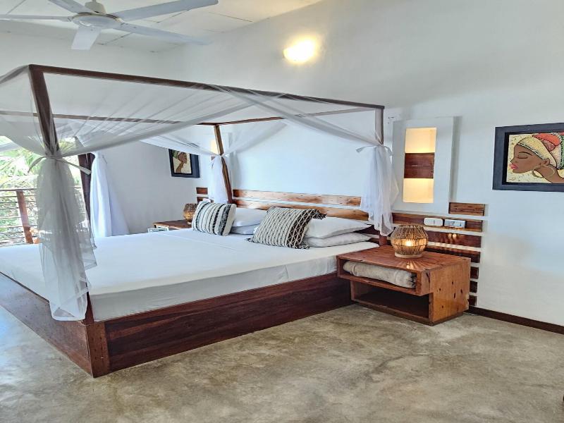 Makao Beach Hotel image