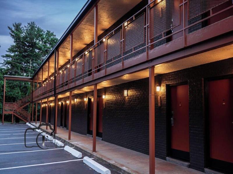 Rhode S Motor Lodge