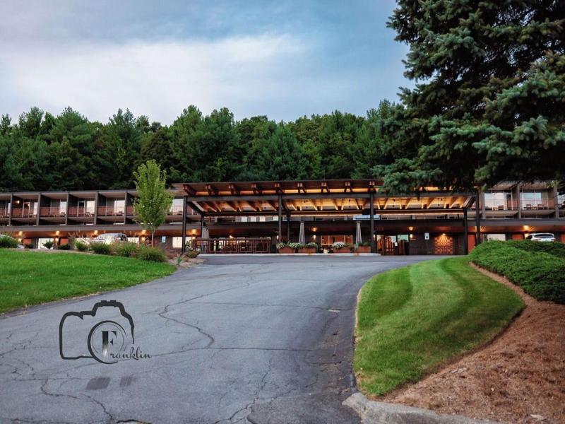 Rhode S Motor Lodge