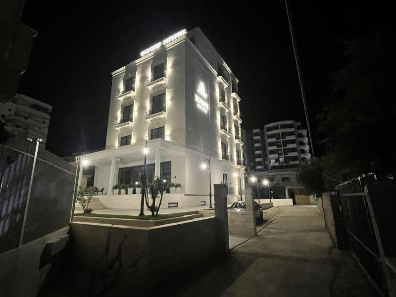 Seaside Hotel