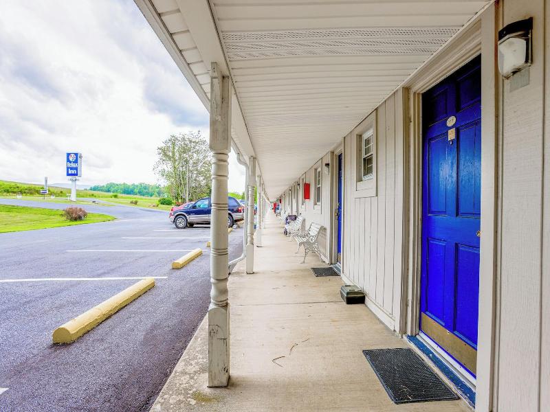 Relax Inn By Oyo Natural Bridge I 81