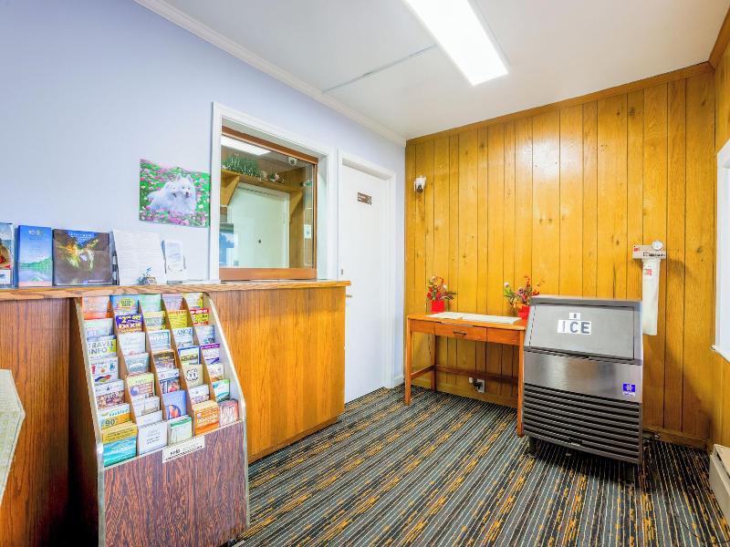 Relax Inn By Oyo Natural Bridge I 81