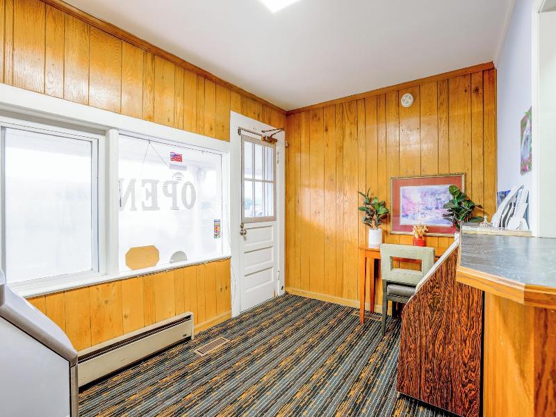 Relax Inn By Oyo Natural Bridge I 81