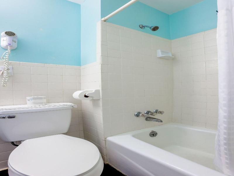 Relax Inn By Oyo Natural Bridge I 81 — photo 21