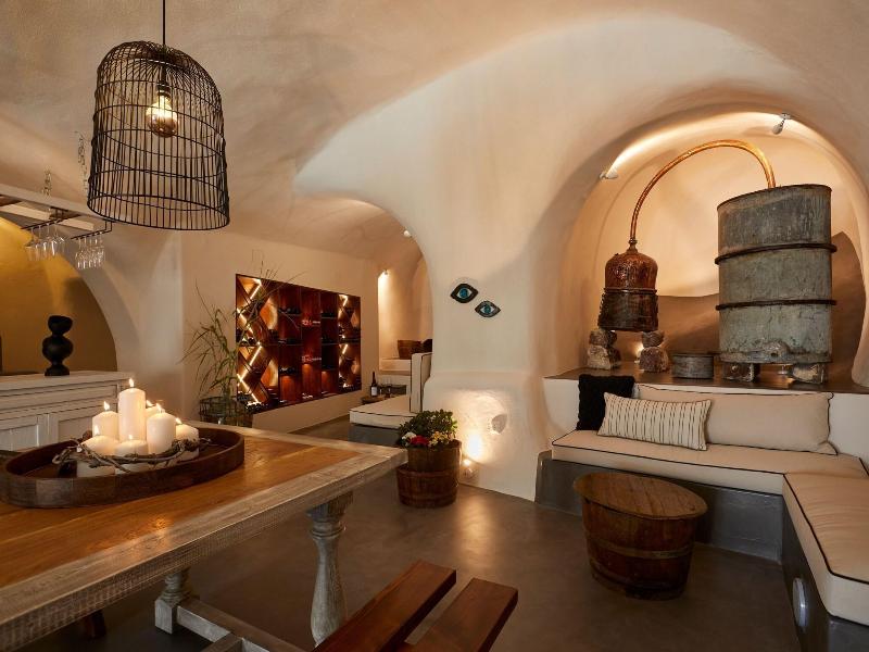 Arxegono Cave Houses Santorini