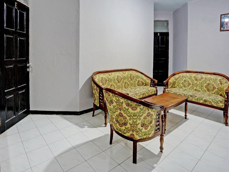 Spot On 92388 Villa Segi Delapan image