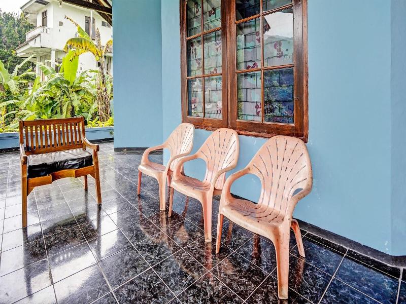 Spot On 92388 Villa Segi Delapan image