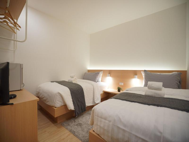 E11 Hotel Bts Punnawithi image