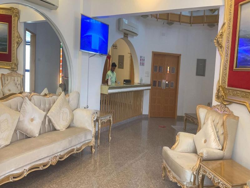 Oyo 153 Qurum Heights Hotel image