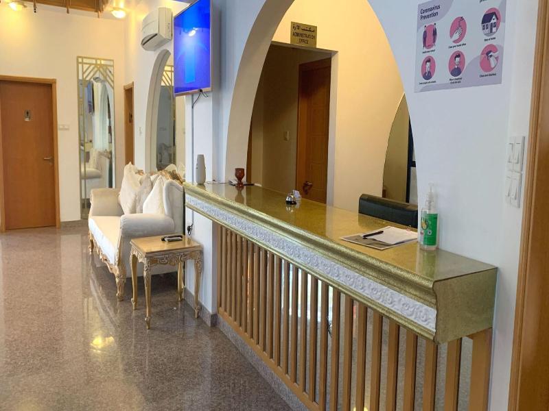Oyo 153 Qurum Heights Hotel image