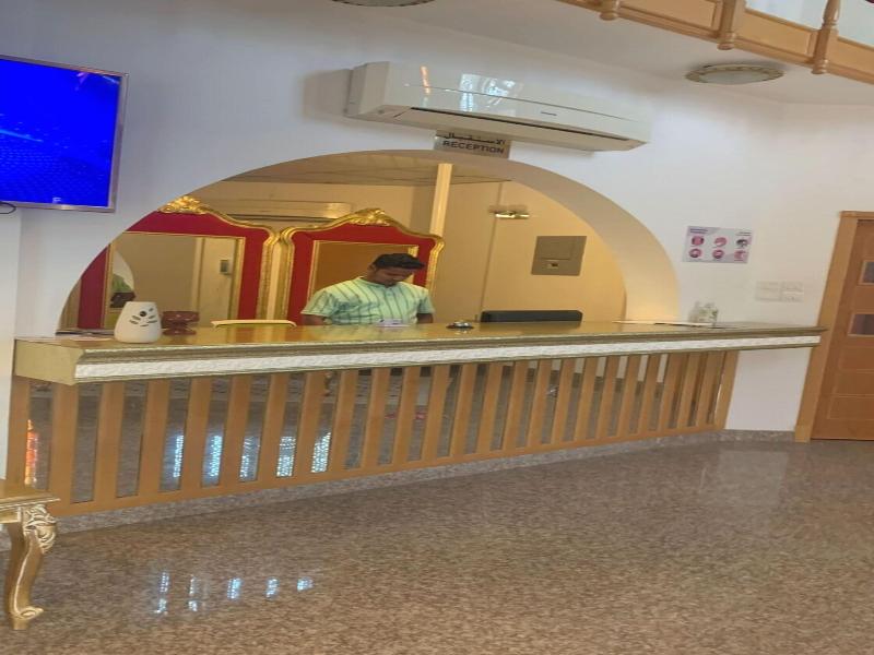 Oyo 153 Qurum Heights Hotel image