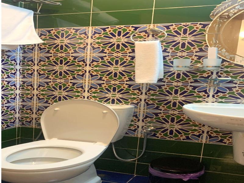 Oyo 153 Qurum Heights Hotel image