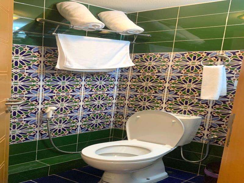 Oyo 153 Qurum Heights Hotel image