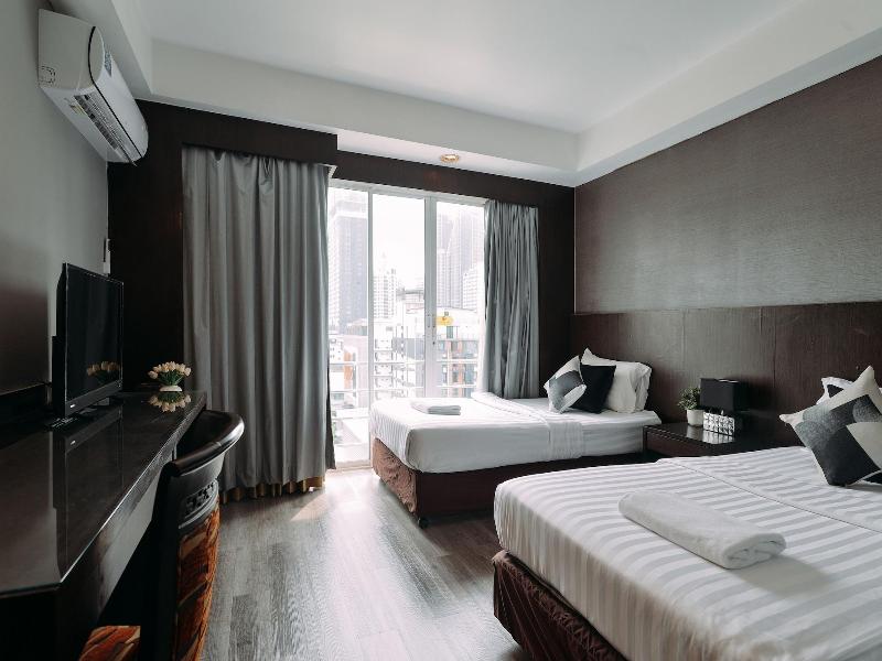 Tori Crown Hotel image