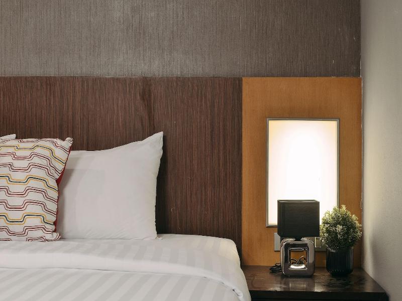 Tori Crown Hotel image
