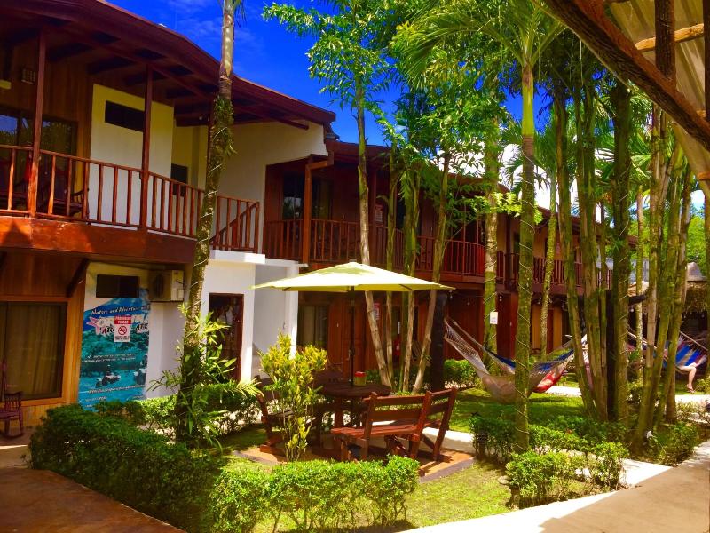 Poshtel Arenal image