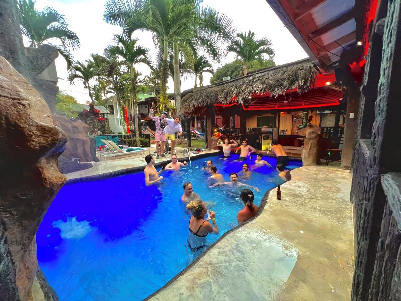 Poshtel Arenal image
