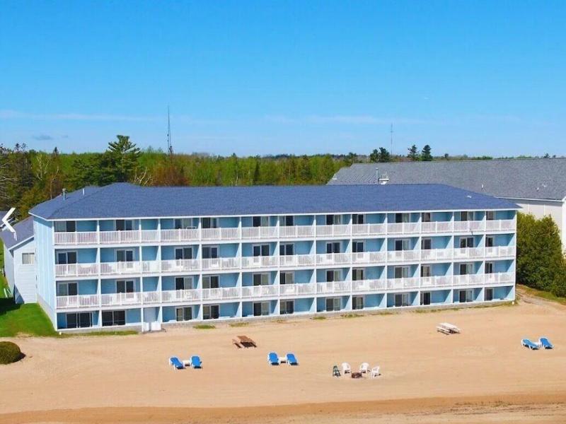 Blue Water Beachfront Hotel Waterpark