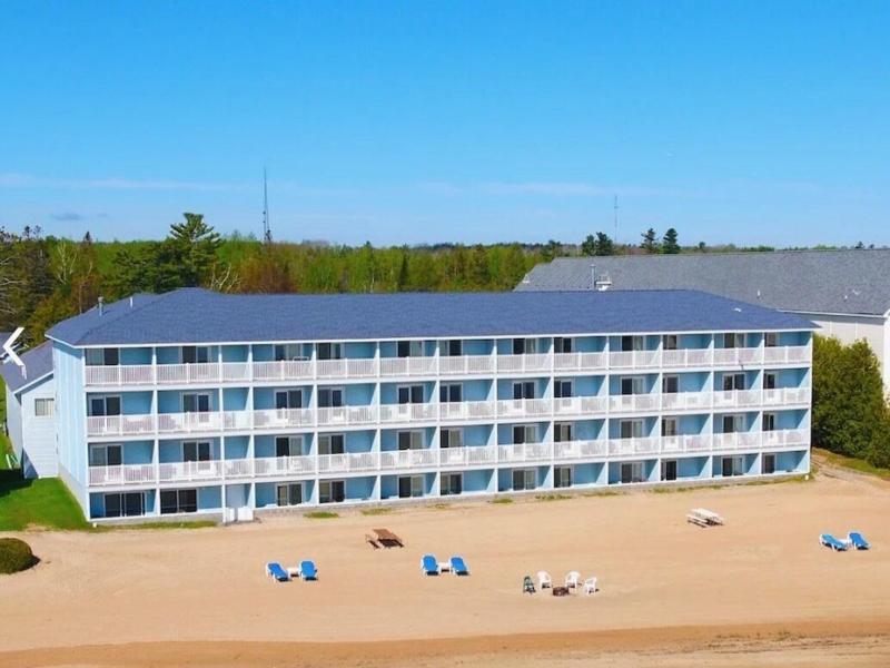 Blue Water Beachfront Hotel Waterpark