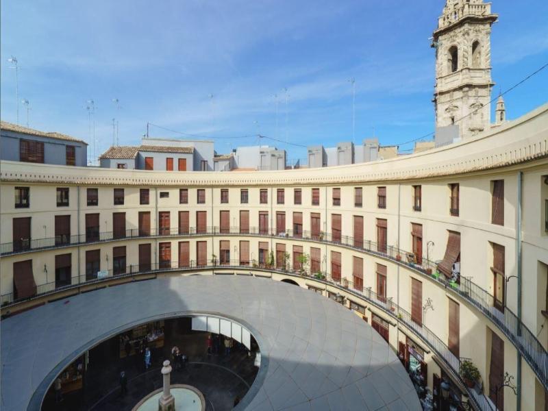 Valencia Luxury Boutique Redonda image