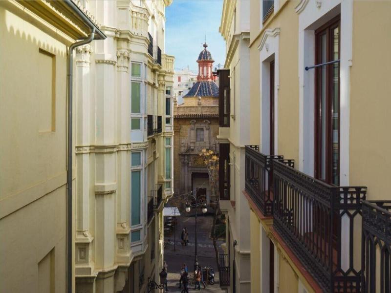Valencia Luxury Boutique Redonda image
