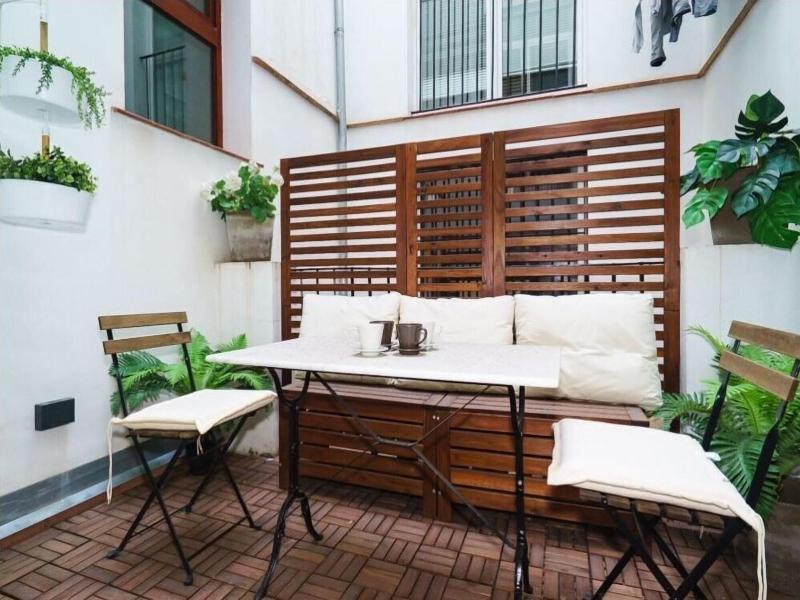Valencia Luxury Boutique Redonda image